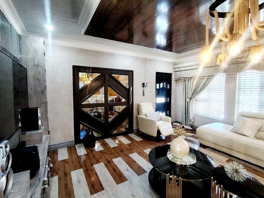 4 Bedroom Property for Sale in West Bank Eastern Cape